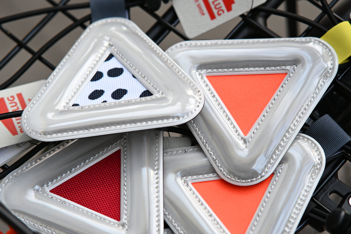 BLUE LUG - triangle reflector (silver)