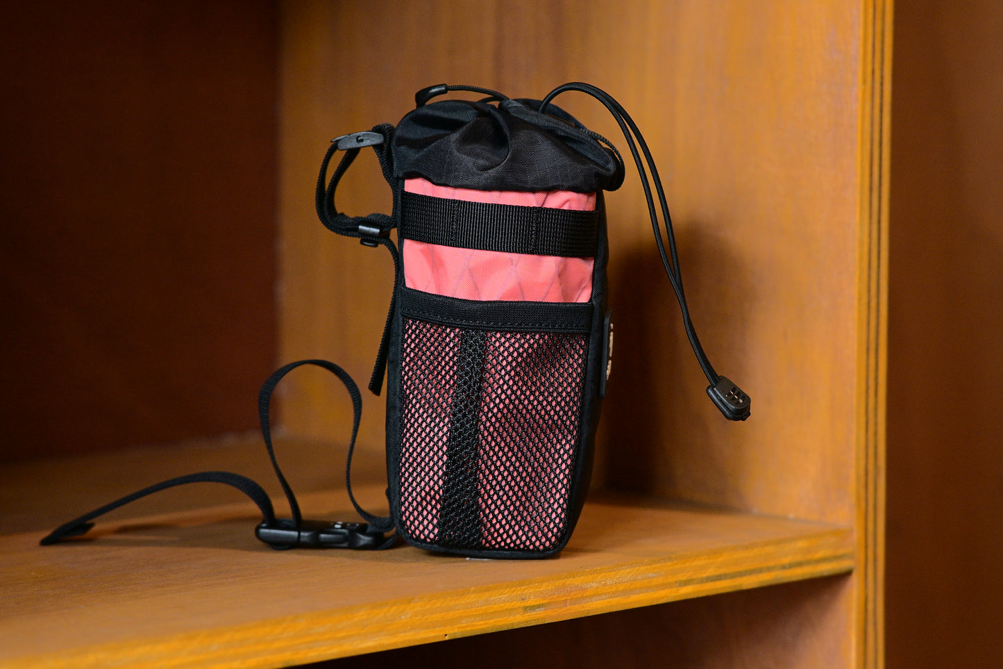 CONQUER - Oasis Stem Bag XPAC (coral)