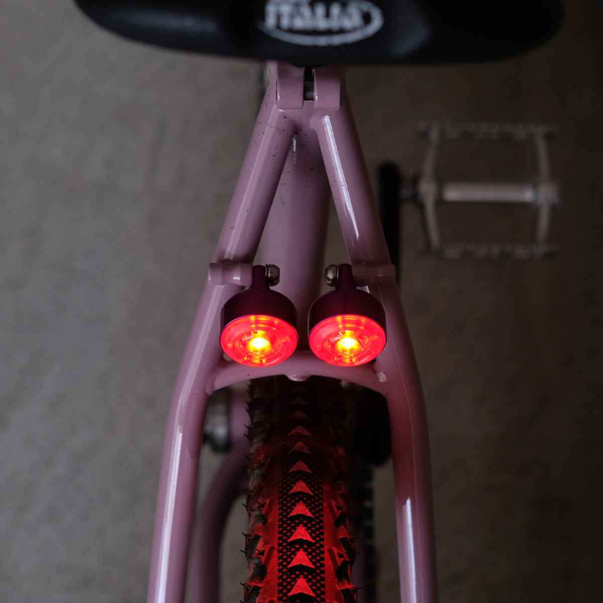 BLUE LUG - KOMA light rear (purple)