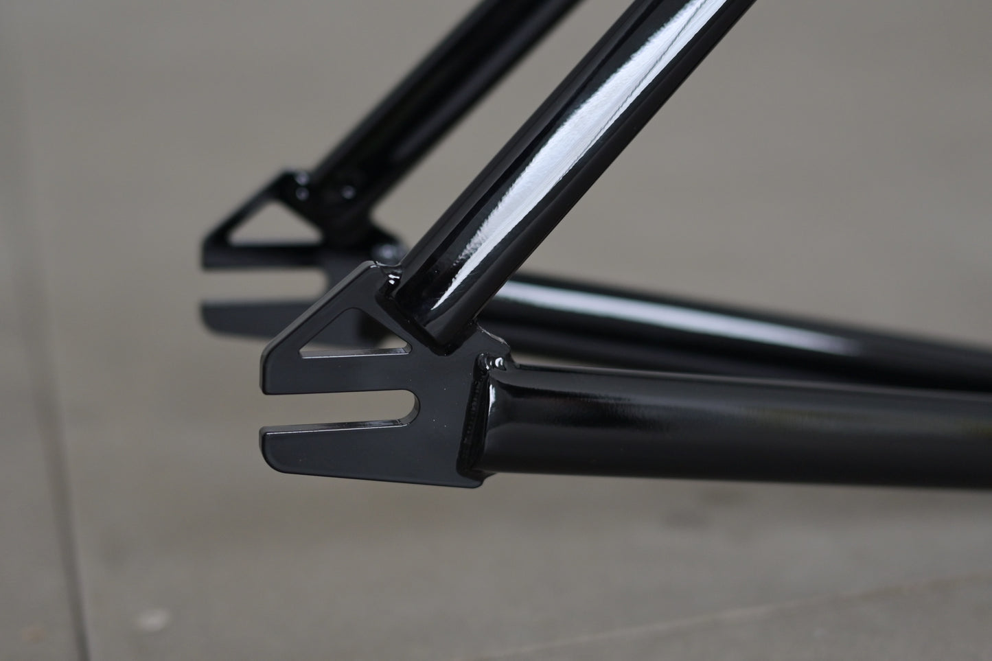 Brooklyn Machine Works - Gangster V.4 (gloss black)