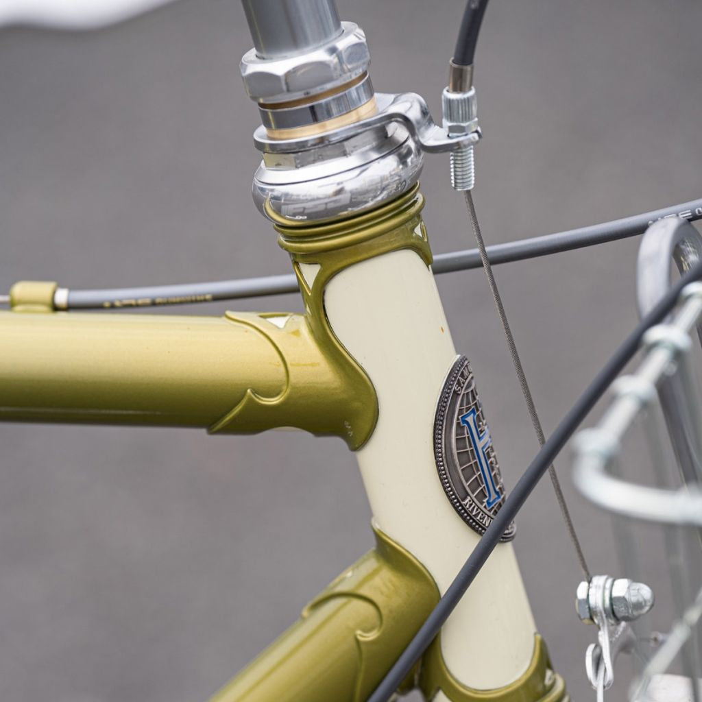 Dia-Compe 1255 cable hanger 1" (black)