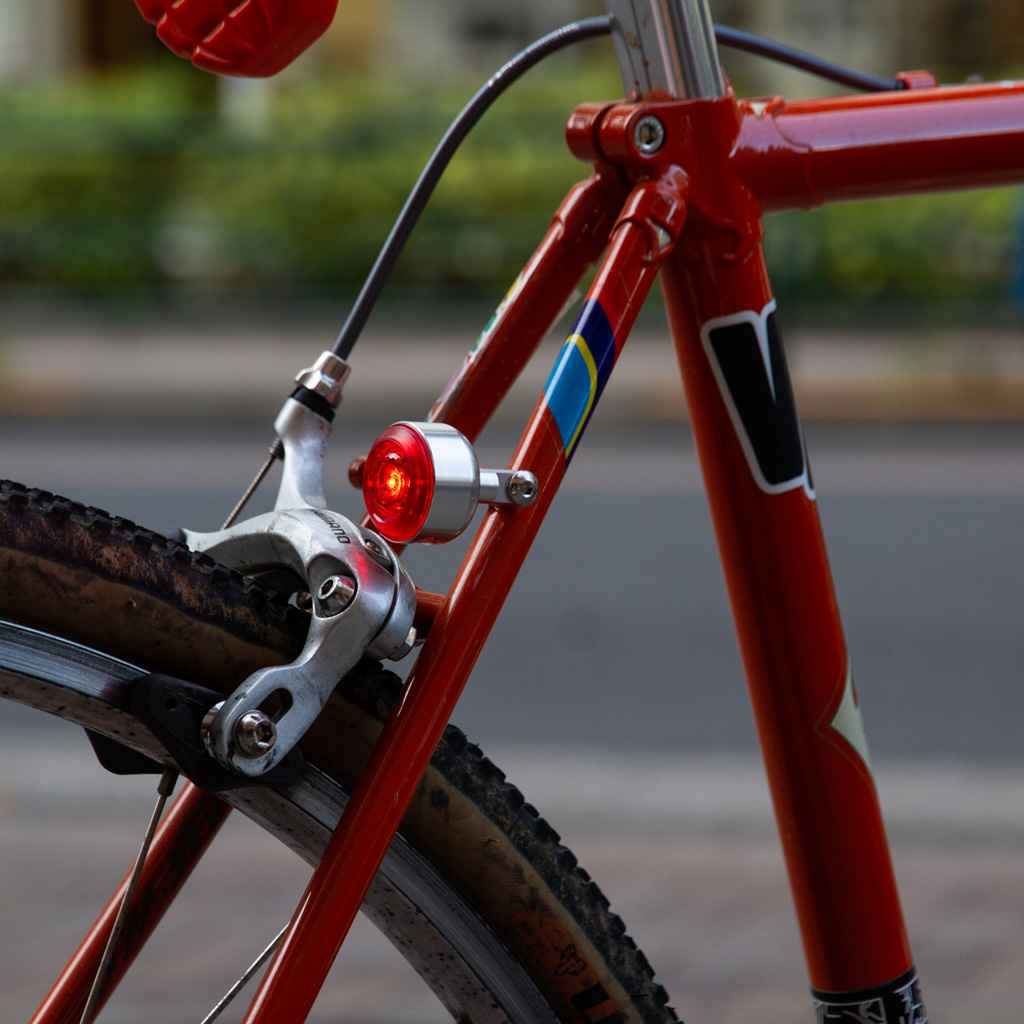 BLUE LUG - KOMA light rear (silver)