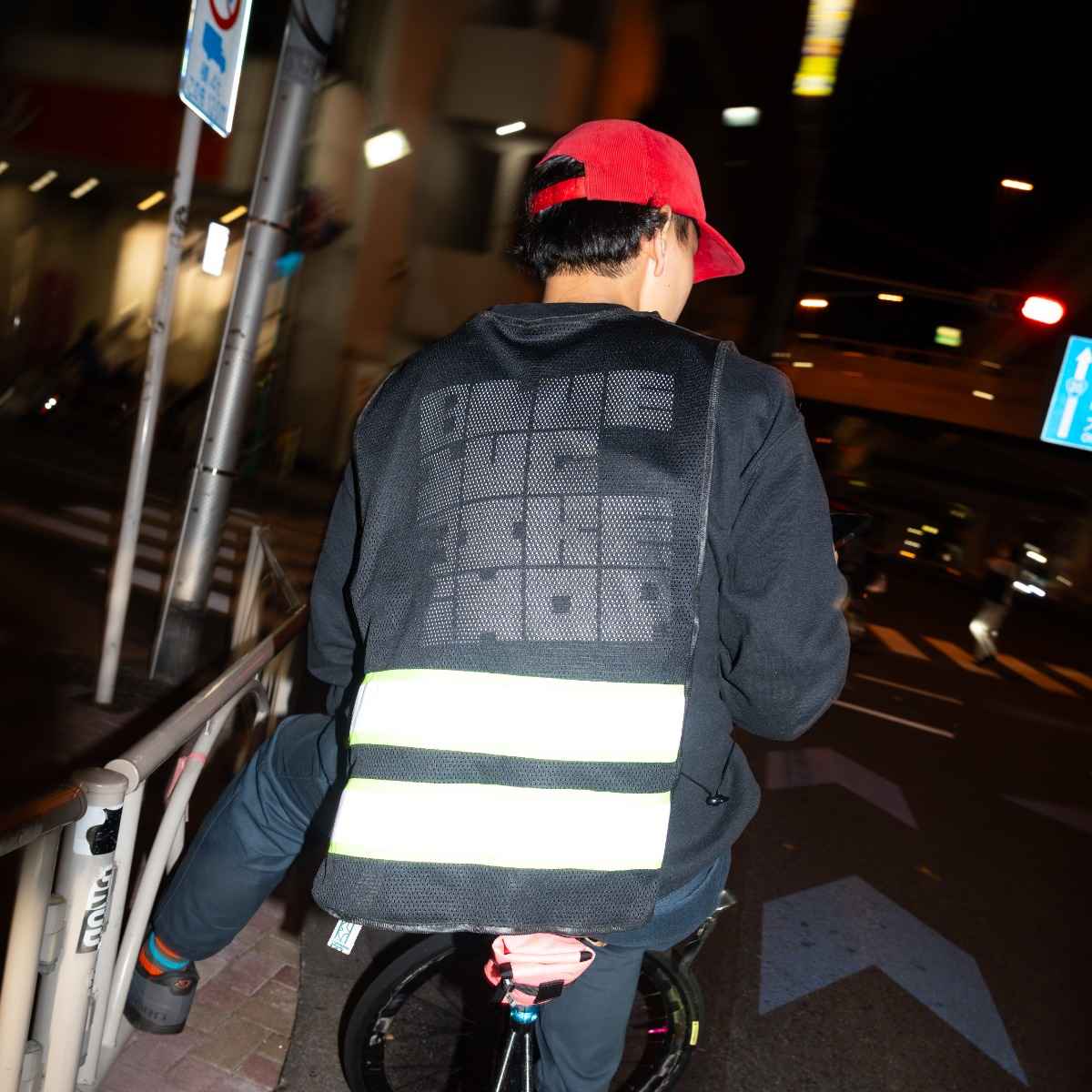 BLUE LUG - kangaroo safety vest (black)