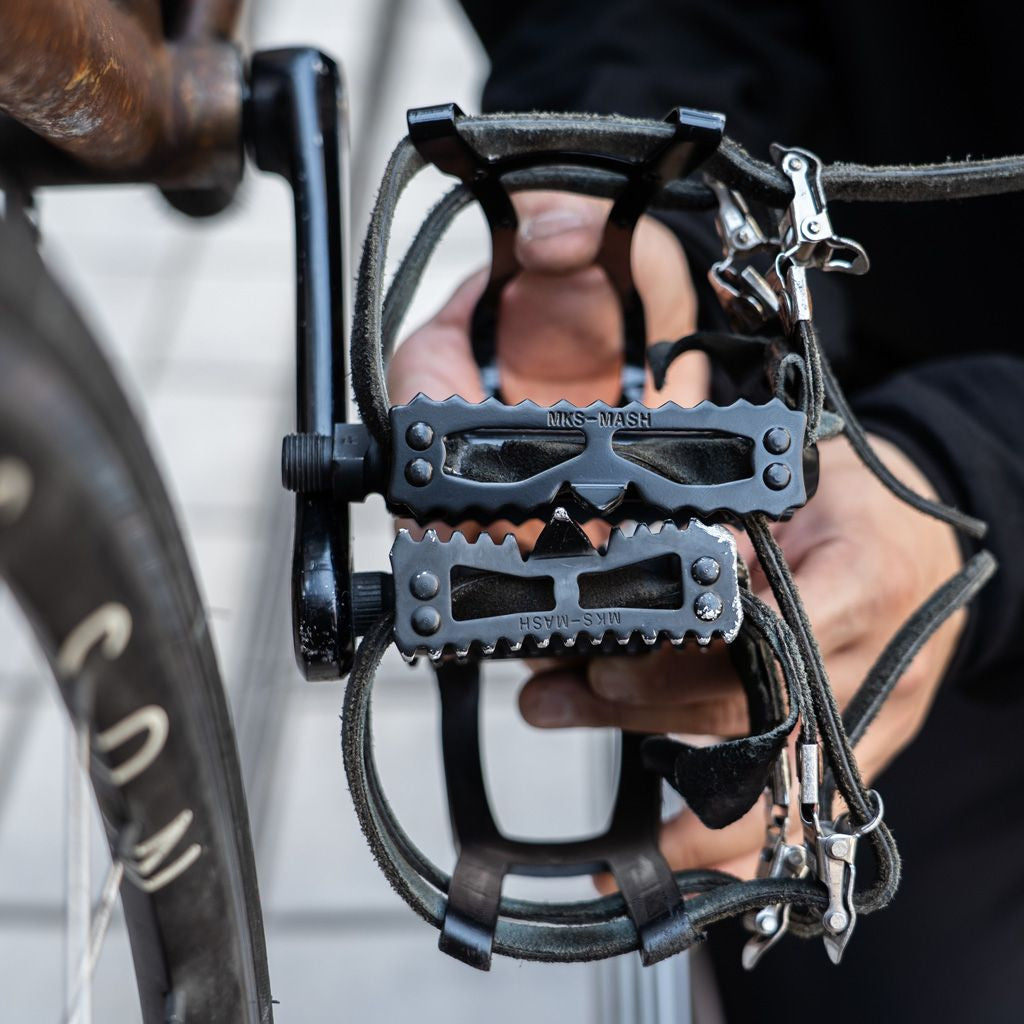 MKS x MASH stream wide pedal (all black)