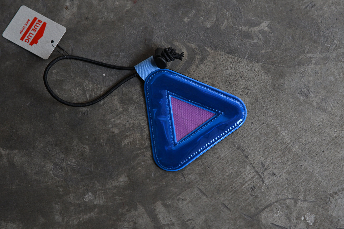 Bluelug - Triangle Reflector (blue)