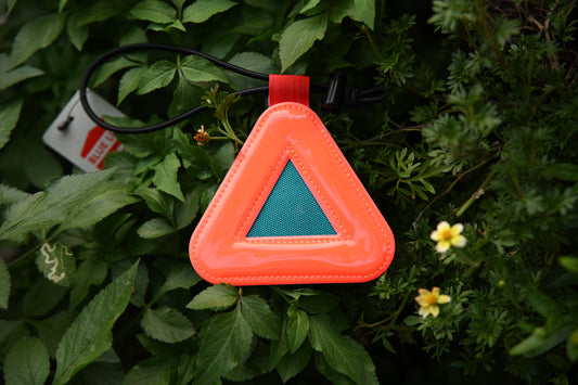 BLUE LUG - triangle reflector (orange)