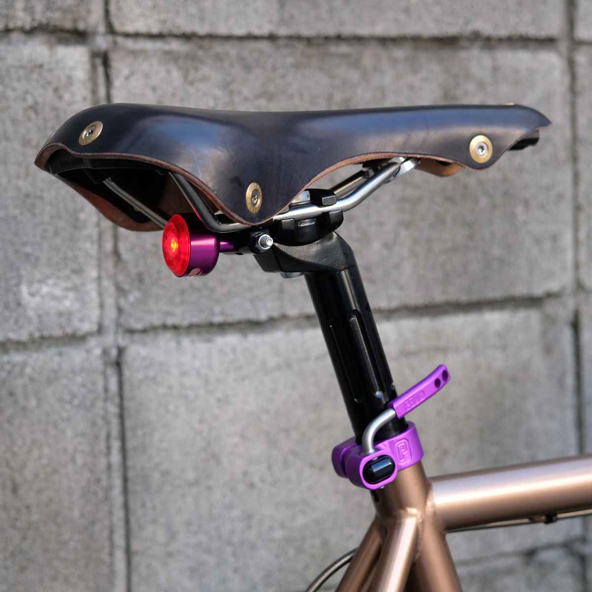 BLUE LUG - KOMA light rear (purple)