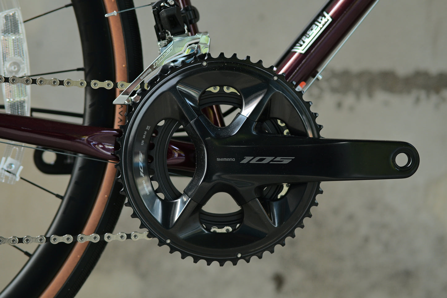 Surly - Midnight Special Carbon 700c complete bike (black cherry fizz)
