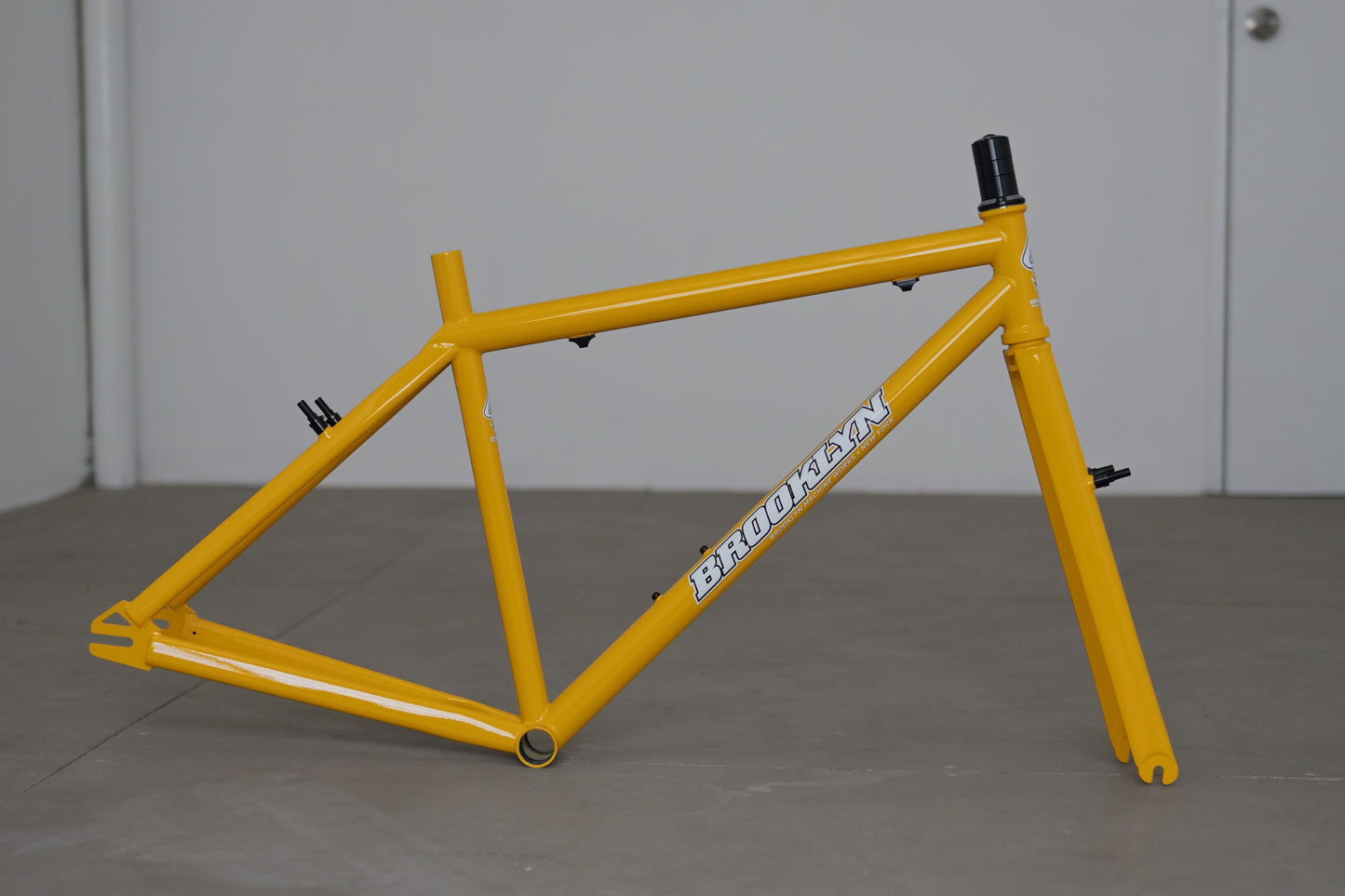 Brooklyn Machine Works - Gangster 2024 (mustrad)