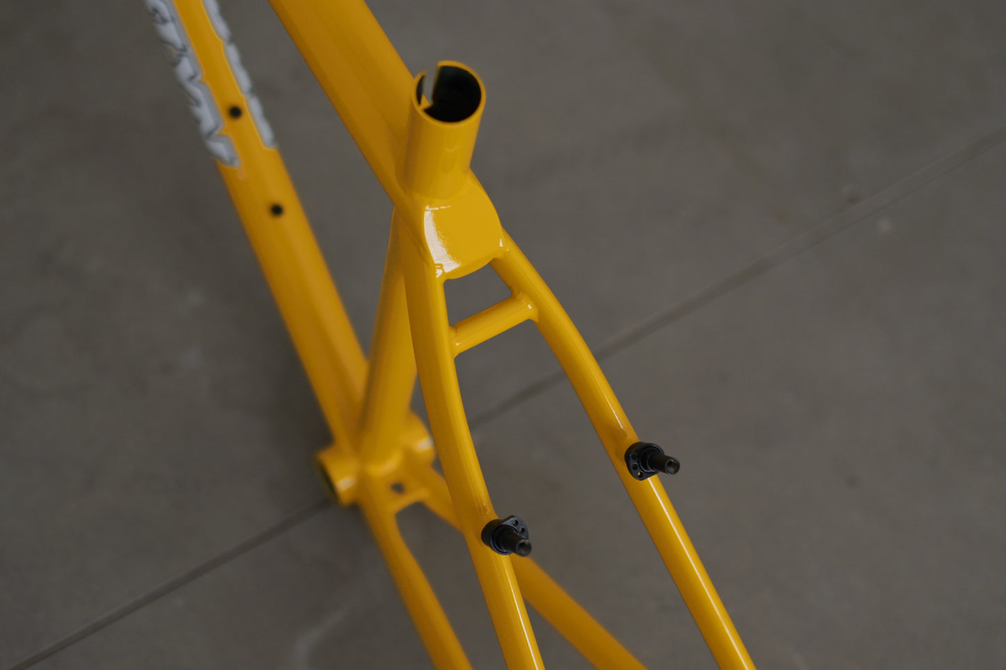 Brooklyn Machine Works - Gangster 2024 (mustrad)