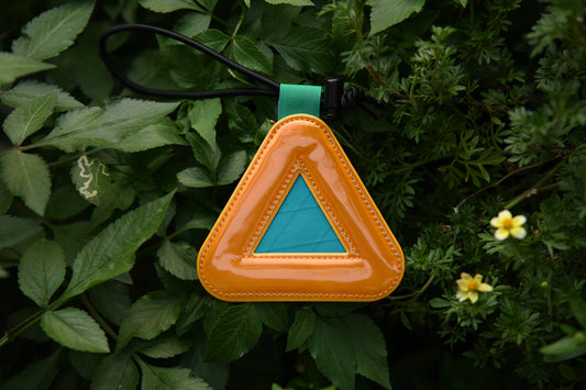 BLUE LUG - triangle reflector (mustard)