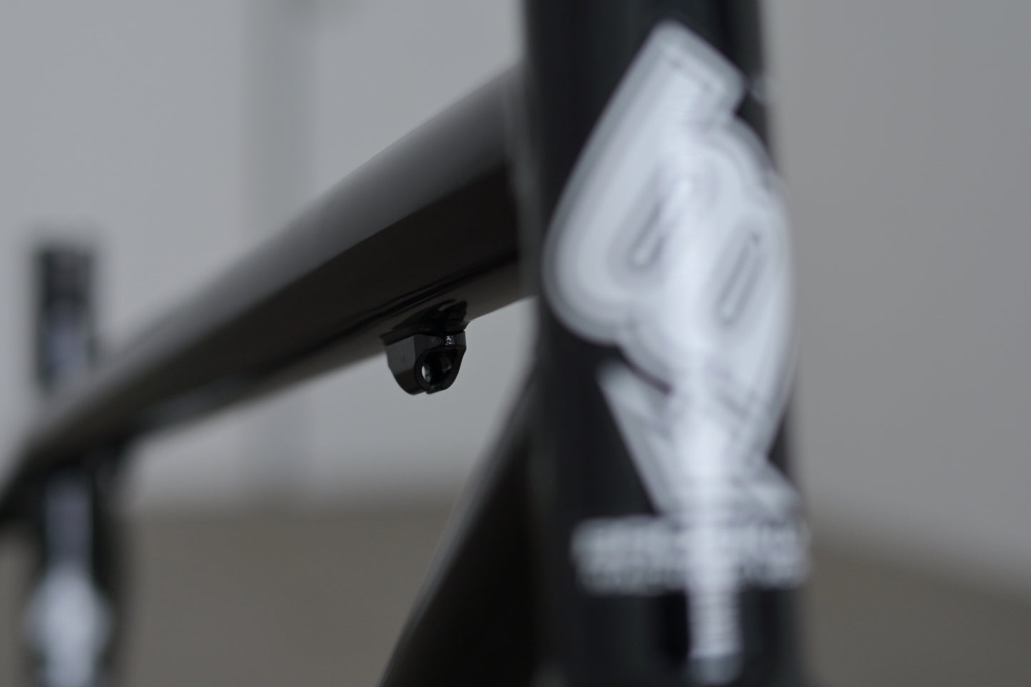 Brooklyn Machine Works - Gangster V.4 (gloss black)