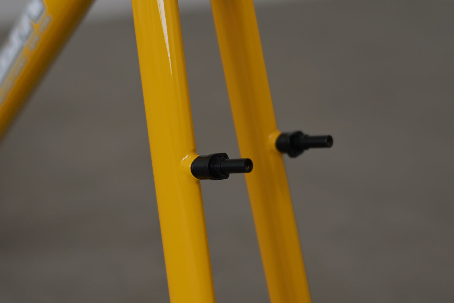 Brooklyn Machine Works - Gangster 2024 (mustrad)