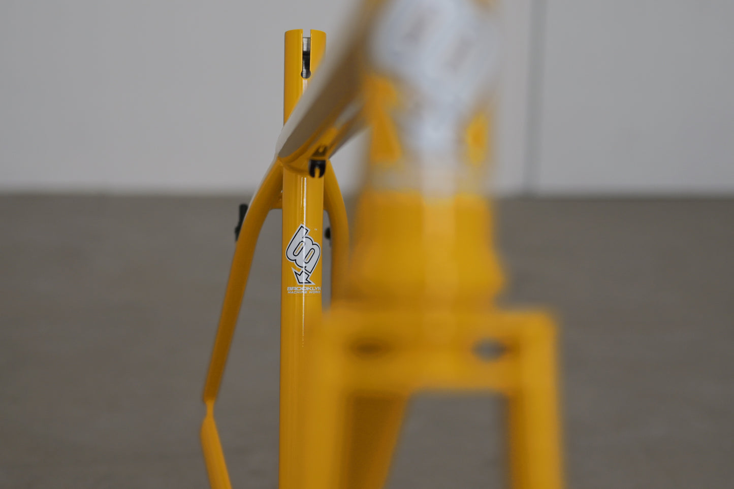 Brooklyn Machine Works - Gangster 2024 (mustrad)