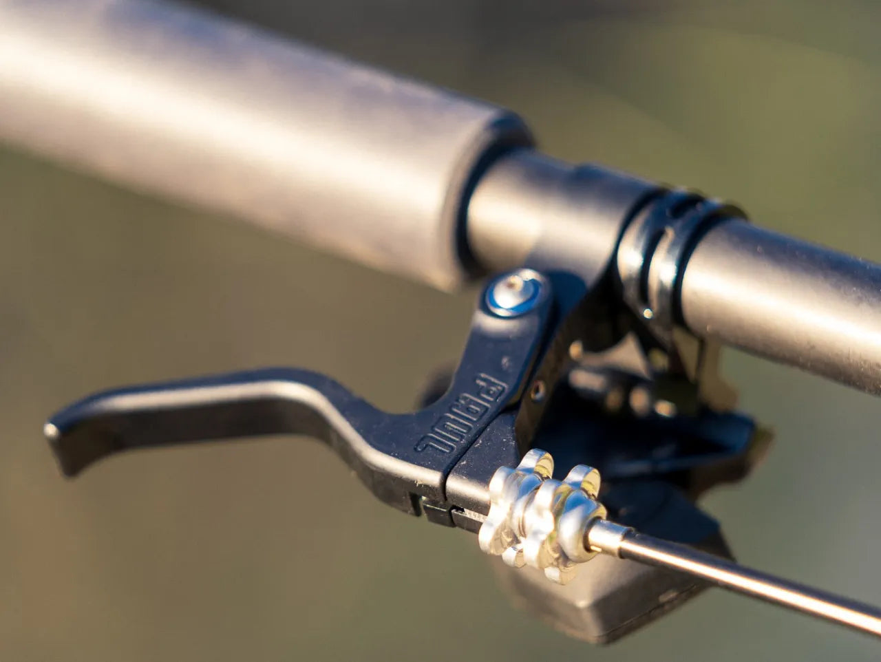 Paul - Love Lever (purple)