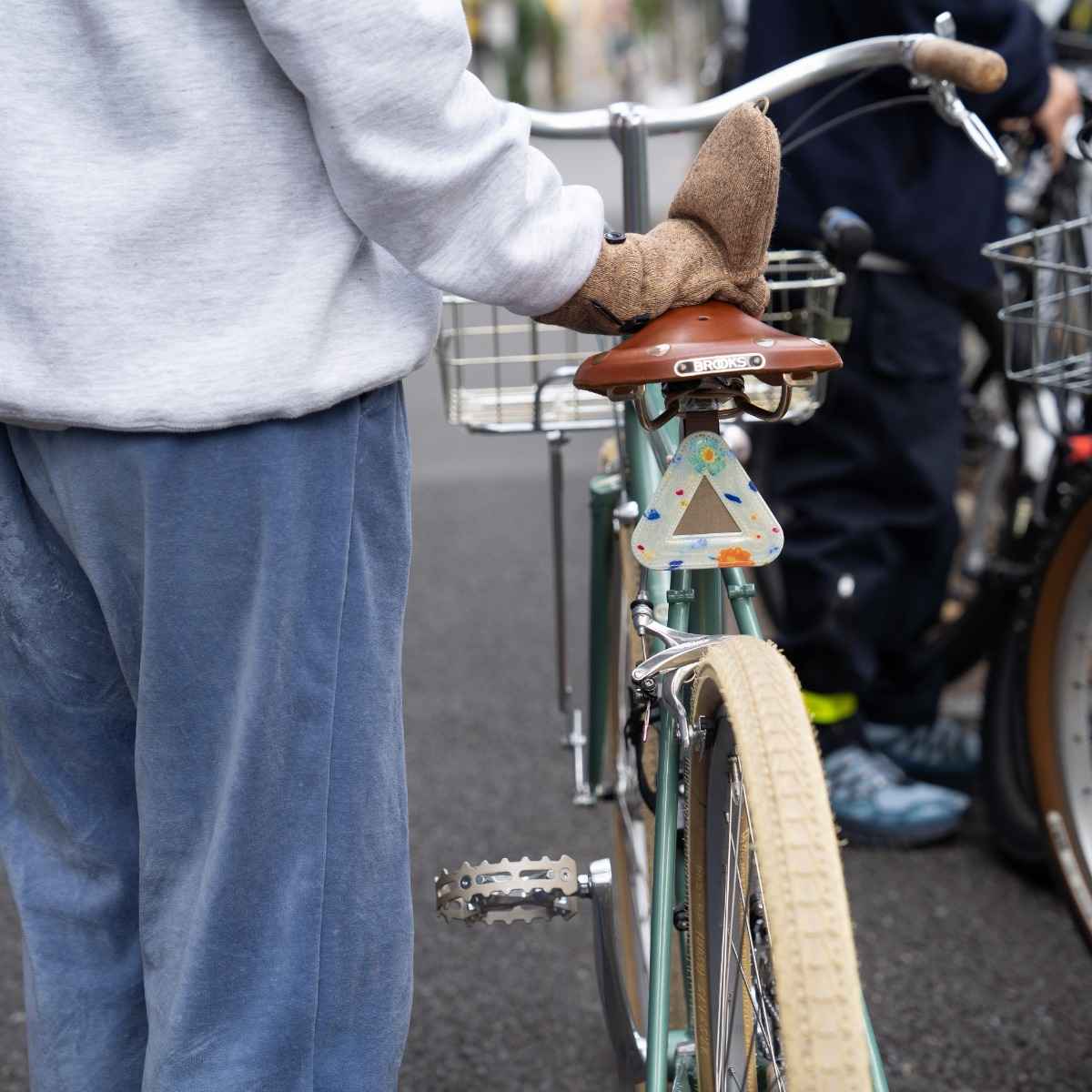 BLUE LUG - triangle reflector (sai flower)