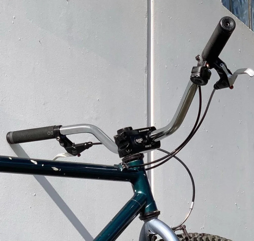 Magic Component - Worm Bar (black)